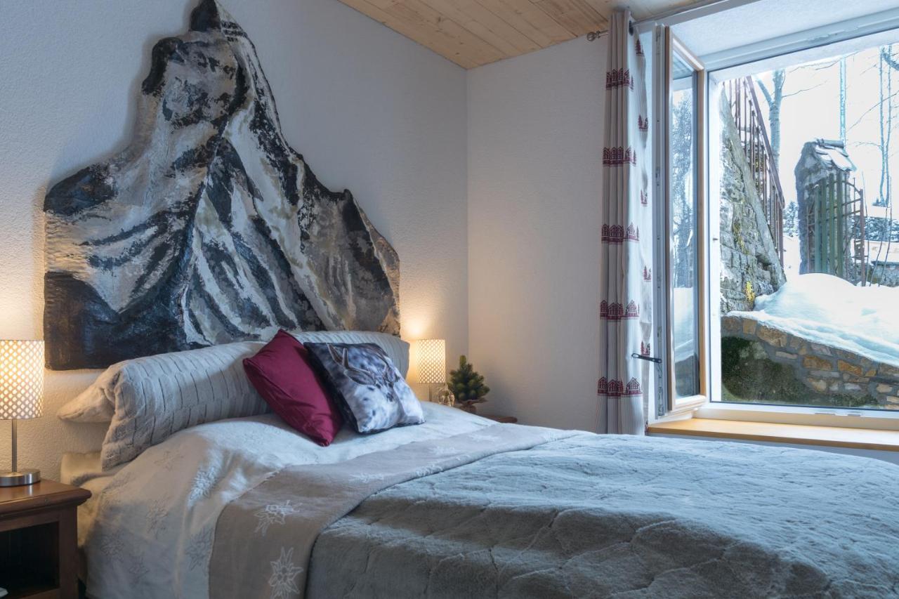 La Ferme Des Aretes Bed & Breakfast La Chaux De Fonds Exterior photo