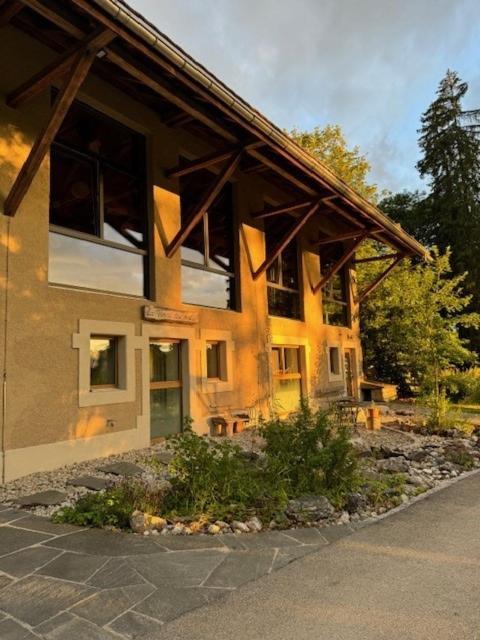 La Ferme Des Aretes Bed & Breakfast La Chaux De Fonds Exterior photo